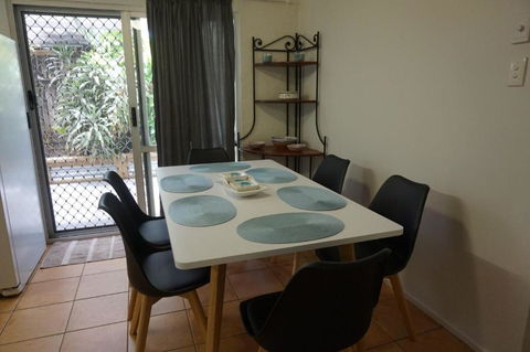 11 Bomburra Court Rainbow Beach Comfortable Beach House Plenty Of Boat Parking - Australian Directory 5