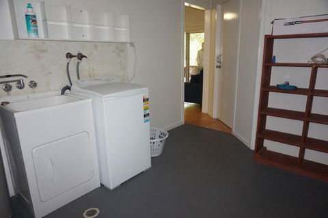 11 Bomburra Court Rainbow Beach Comfortable Beach House Plenty Of Boat Parking - Australian Directory 2