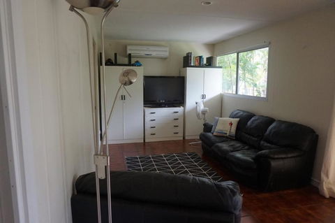27 Carlo Road Rainbow Beach Affordable Family Beach House - Australian Directory 3