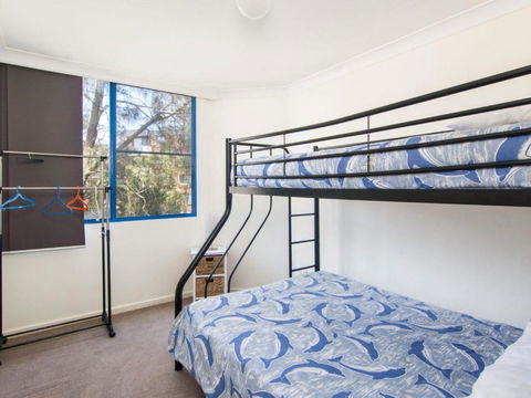 Heritage 202 Overlooking The Water - Australian Directory 1