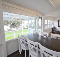 Golden Sands at Beachmere - Australian Directory