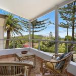 EAST COAST ESCAPES Lighthouse Studio - Australian Directory 1