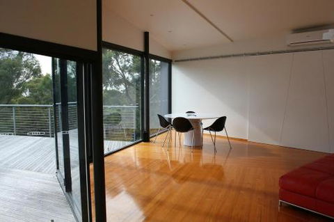SEA STACKS Shacks At The Denison - Australian Directory 4