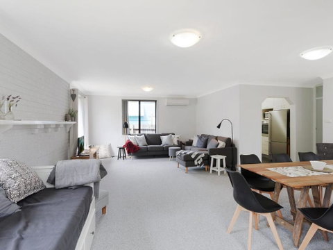 37 Mort Avenue - Australian Directory 6