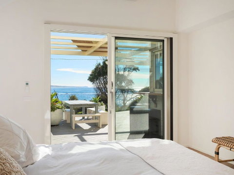 Dollini Ocean (Unit 1) - Australian Directory 6