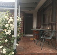Huis Family - Australian Directory