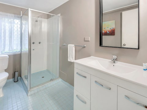 Easy Going Holiday Unit On McKenzie MK5 - Australian Directory 5