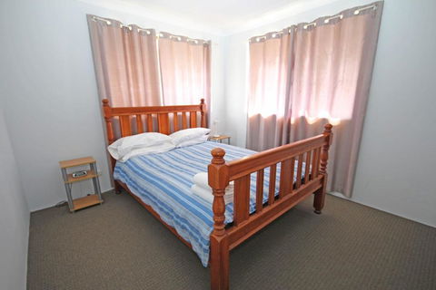 Pacific Court Coffs Harbour NSW - Australian Directory 2