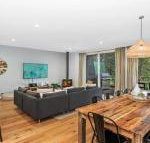 Pandanas Apartments 15A Mollymook Beach - Australian Directory