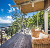 Headland Hideaway - Australian Directory