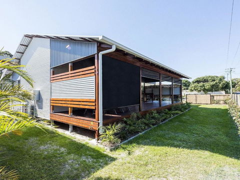 Tais Hideaway - Australian Directory 6