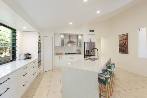 20 Avalon Street Coolum Beach Pets Welcome - Australian Directory 3