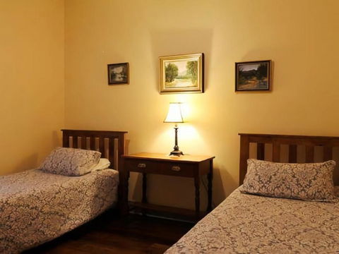 Magnolia Cottage Kangaroo Valley - Australian Directory 1