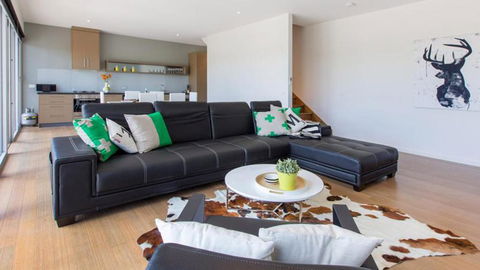 ST ANDREWS BEACH APARTMENT 4.01 - Australian Directory 4