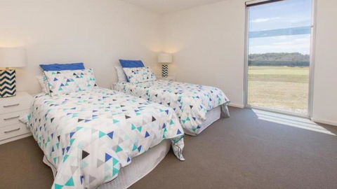 ST ANDREWS BEACH APARTMENT 4.02 - Australian Directory 2