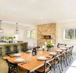 Amaroo modern luxurious  chic - Australian Directory