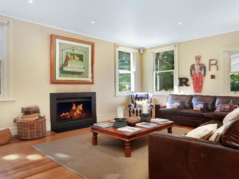 Redcourt Est 1904: Southern Highlands Elegance - Australian Directory 4