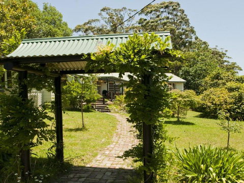 Riverbend 5 Acres Only 9km To Village - Australian Directory 6