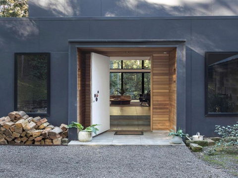 The Gullies Retreat Escape Relax & Unwind - Australian Directory 4