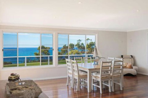 31 McMillan Crescent - Australian Directory 6