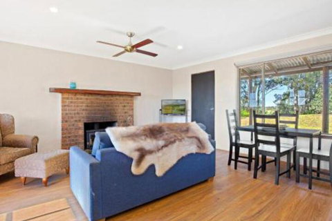 Braeside Cabin Four Ziera - Australian Directory 4