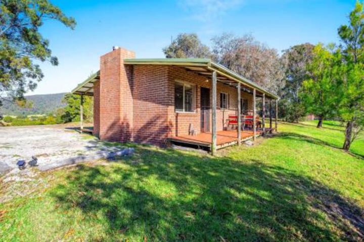 Cuttagee NSW Australian Directory