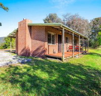 Braeside Cabin Two Alphitonia - Australian Directory