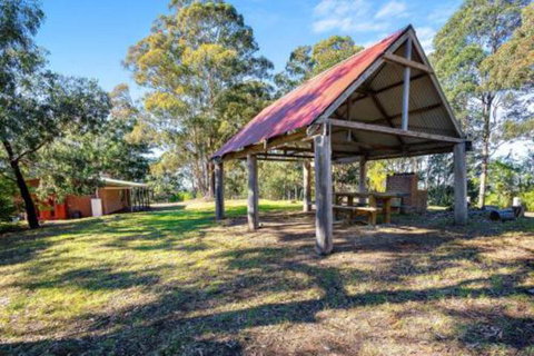 Braeside Cabin One Pinkwood - Australian Directory 5
