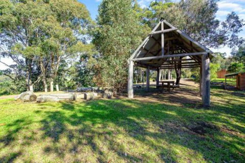 Braeside Cabin One Pinkwood - Australian Directory 6