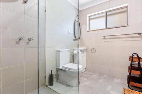 Braeside Cabin One Pinkwood - Australian Directory 4