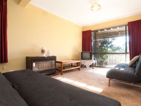 FAMILY GETAWAY DROMANA - Australian Directory 1
