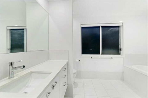 THE BEACH OASIS At 360 - Australian Directory 1