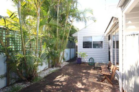 MAGIC BEACH HOUSE PET FRIENDLY - Australian Directory 7