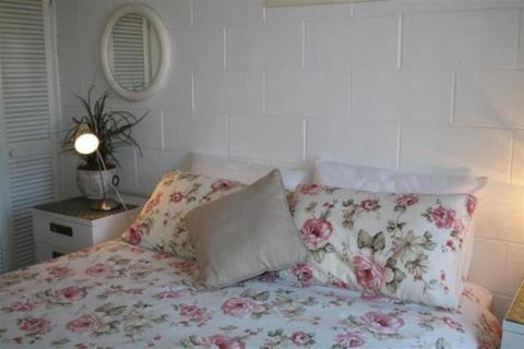 VILLA MANYANA 7 - Australian Directory 5