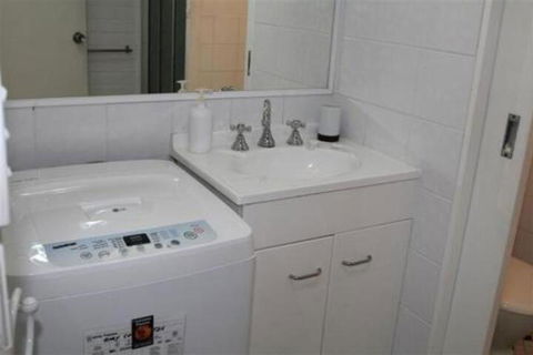 VILLA MANYANA 7 - Australian Directory 3