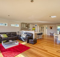 Seaview Apartment - Australian Directory