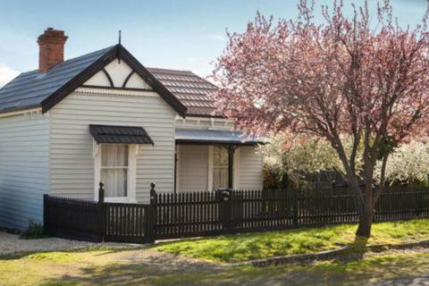 Wormwood House - Australian Directory 0