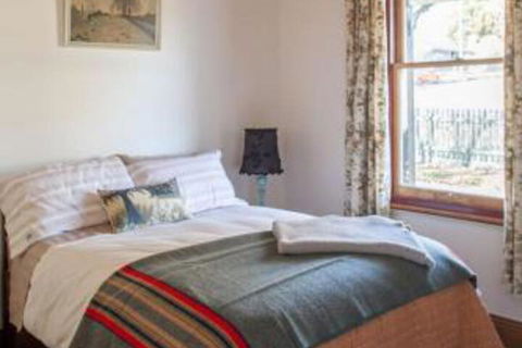 Wormwood House - Australian Directory 7
