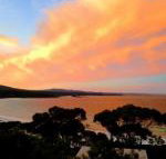 DOLPHIN LOOKOUT COTTAGE amazing views of the Bay of Fires - Australian Directory
