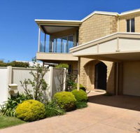VIEWS FOREVER INVERLOCH - Australian Directory