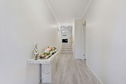 V & V Family Dream Away - Australian Directory 2