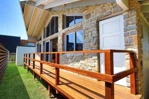 Balena At Culburra Pet Friendly 1 Min Walk To Beach - Australian Directory 6