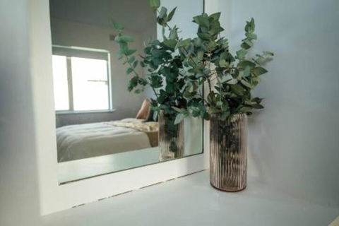 Sahara On Anzac Close To Airport City & Beach! - Australian Directory 7