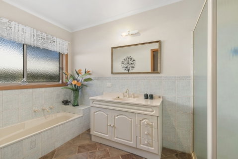 Peaceful Retreat Surf Side PET Friendly - Australian Directory 0