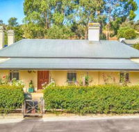 Captain Roddas Cottage - Australian Directory