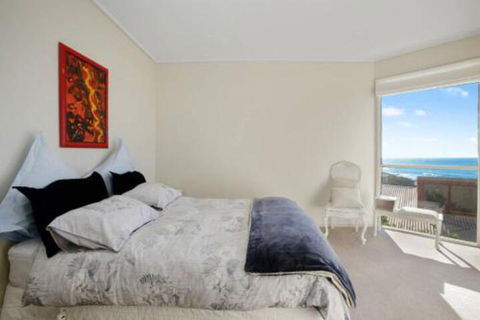 PANORAMA VIEWS Spectacular Ocean Views - Australian Directory 5