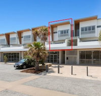 BRAND NEW OCEAN AVENUE TOWNHOUSE - Australian Directory