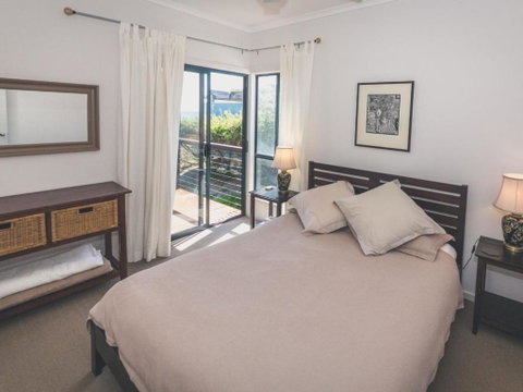 20 Lady Bay Road - Australian Directory 4