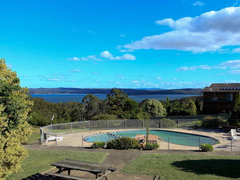 ECONO LODGE BAYVIEW - Australian Directory 1