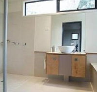 Rosevears Vineyard Retreat - Australian Directory